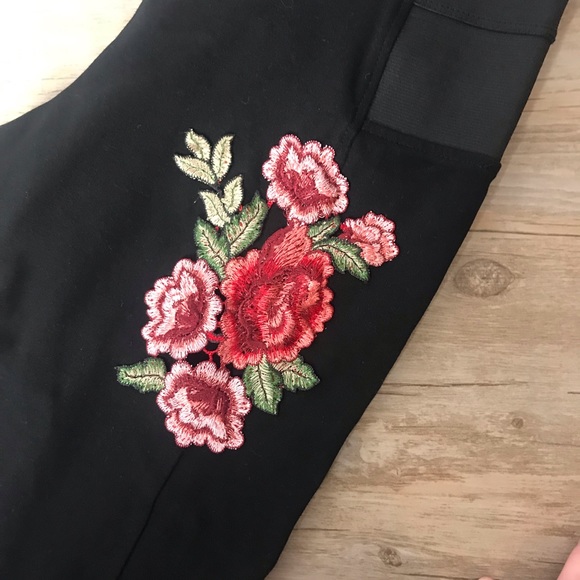 Floral Legging Pants stitched design - Picture 3 of 5